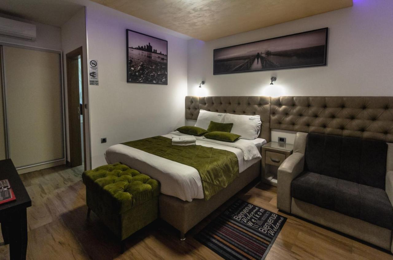 Motel Atos Bungalovi Nova Topola Bagian luar foto